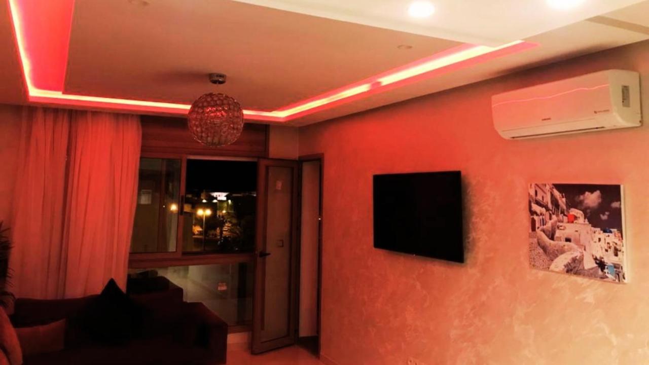 Bleu Host Asilah Apartment Luaran gambar
