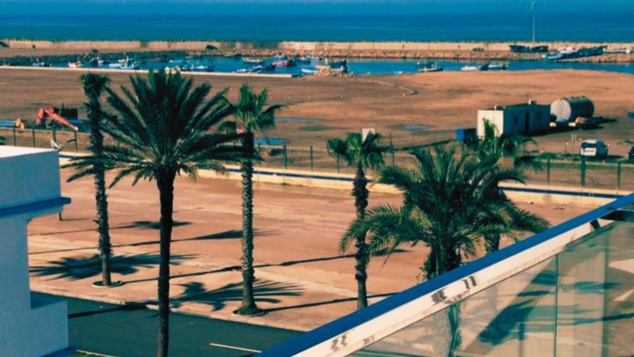 Bleu Host Asilah Apartment Luaran gambar