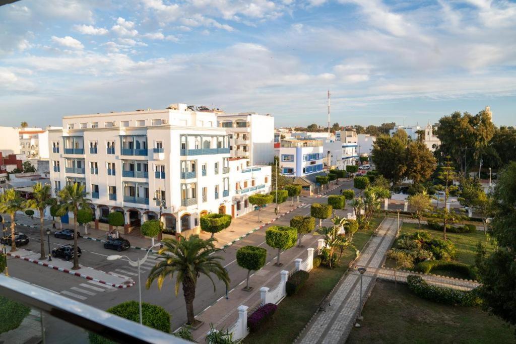 Bleu Host Asilah Apartment Luaran gambar