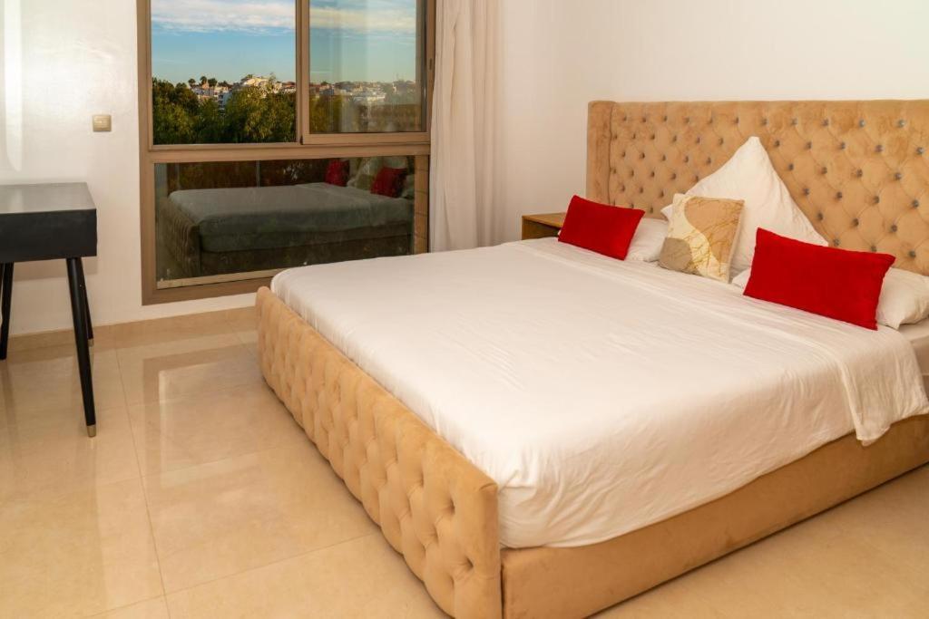 Bleu Host Asilah Apartment Luaran gambar